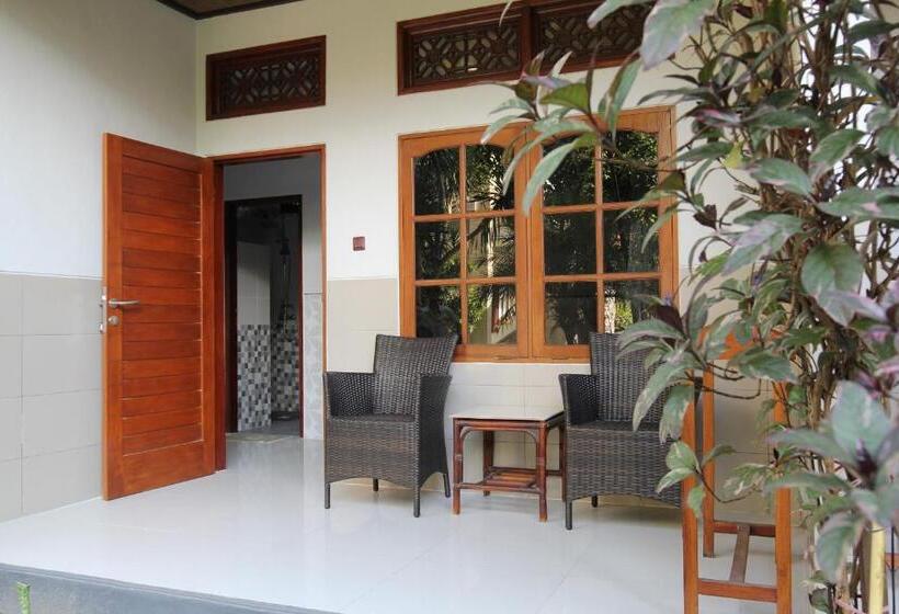 Quarto Estandar, Sandat Hotel Legian