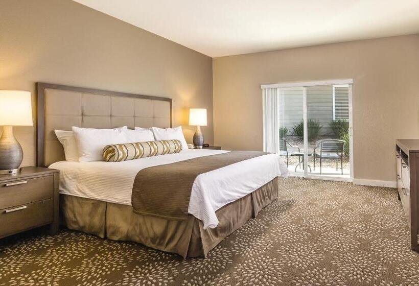شقة غرفة واحدة, Worldmark Windsor