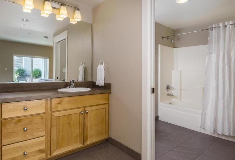 شقة غرفة واحدة, Worldmark Windsor