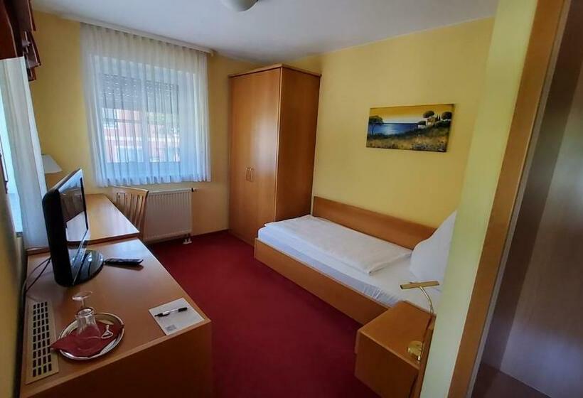 スタンダードシングルルーム, Café 3 Kronen