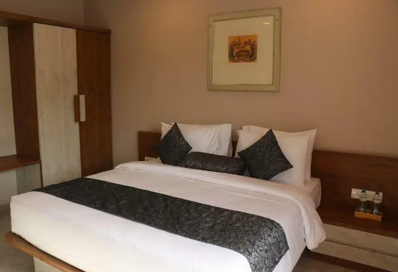 デラックスルーム, Nest Beacon Resort Daman