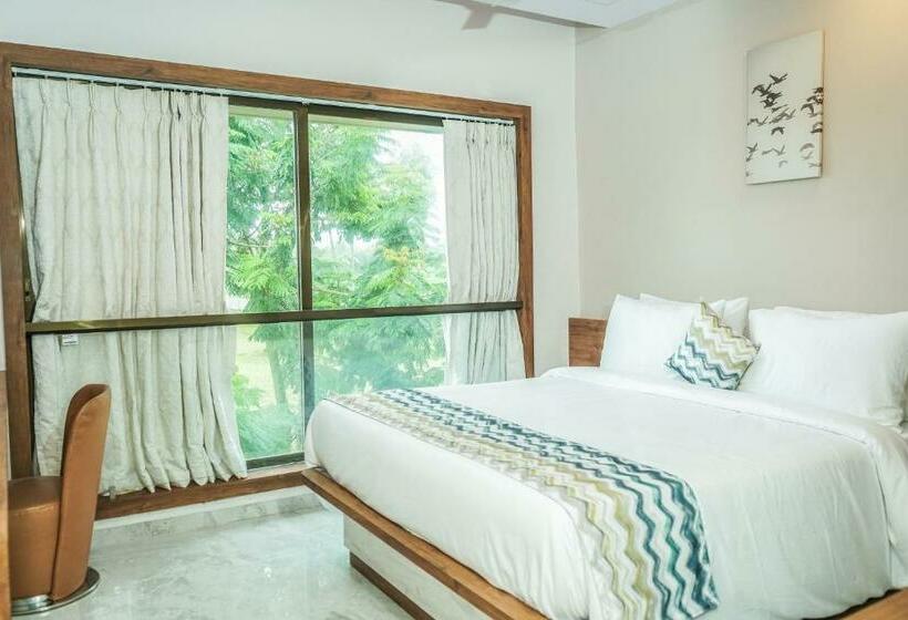 エクゼクティブルーム, Nest Beacon Resort Daman