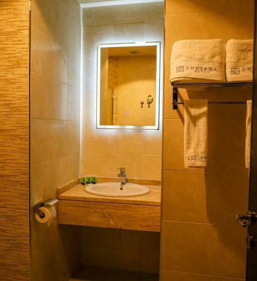 اتاق اکونومی, Luciana Hotel By Bratus