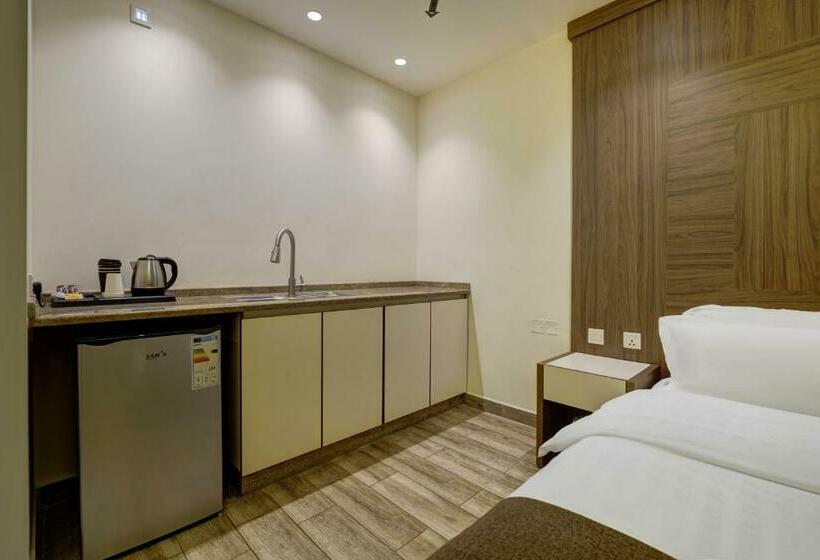 سوییت خانوادگی, Luciana Hotel By Bratus