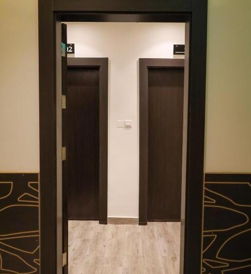 سوییت خانوادگی, Luciana Hotel By Bratus