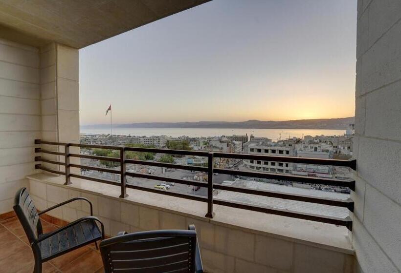 اتاق سه نفره دلوکس با چشم‌انداز دریا, Luciana Hotel By Bratus