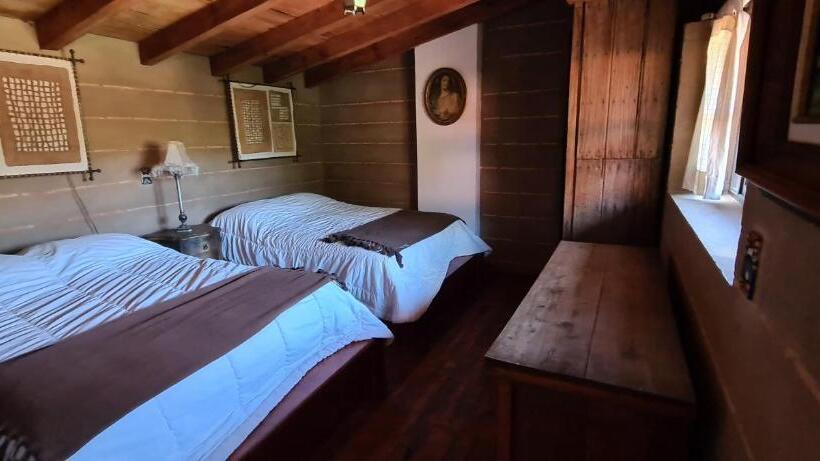 بنجلو عائلى, Quinta Tere Hotel & Gallery