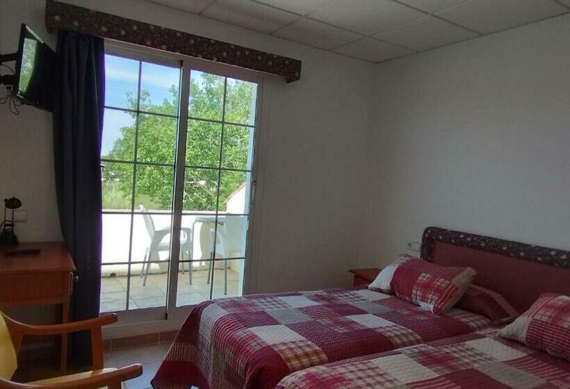 Номер Стандарт, Hostal Restaurant Paca