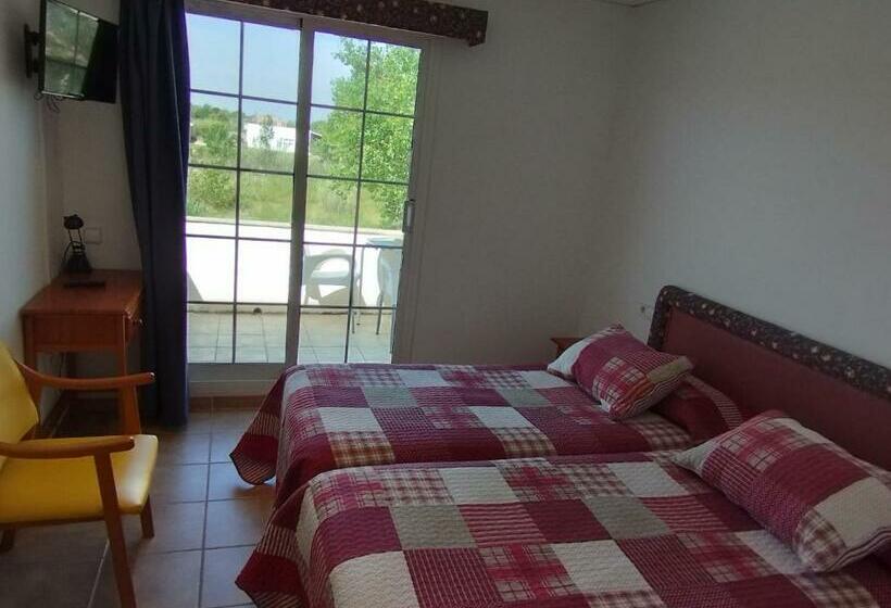 Номер Стандарт, Hostal Restaurant Paca