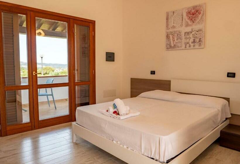 חדר דחוקס עם מיטת קינג, My Tiffany Condo