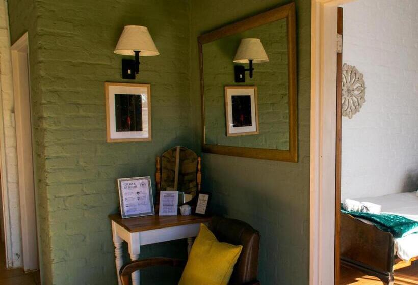 חדר משפחתי בסיסי, Wapad Gastehuis