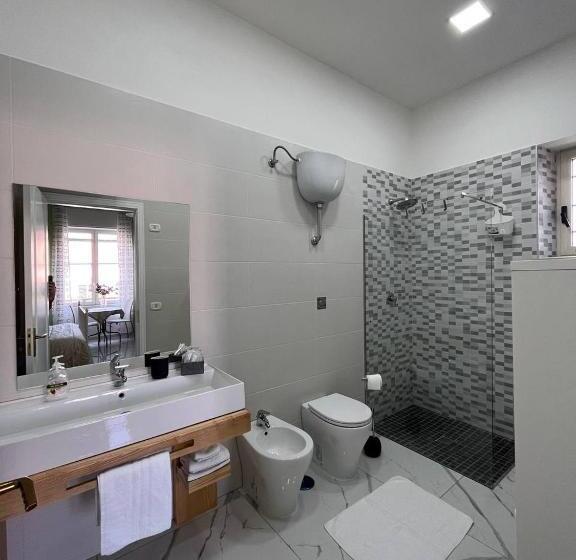 اتاق لوکس, Pompeii S Treasures