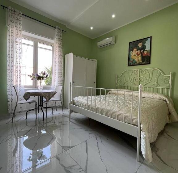 اتاق لوکس, Pompeii S Treasures