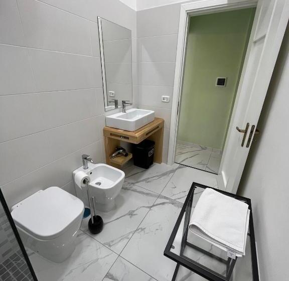 اتاق لوکس با بالکن, Pompeii S Treasures