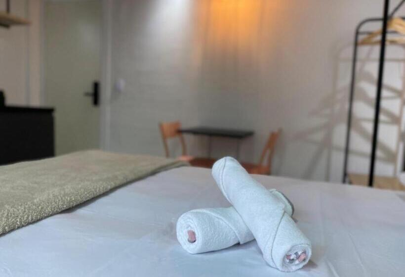 침실 1개 발코니 아파트, Ház