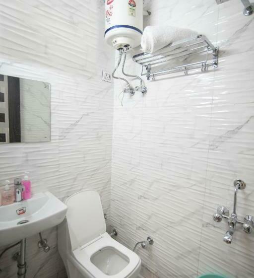 Deluxe Room, Siddharth A Boutique Guest House