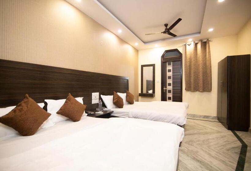 Deluxe Family Room, Siddharth A Boutique Guest House