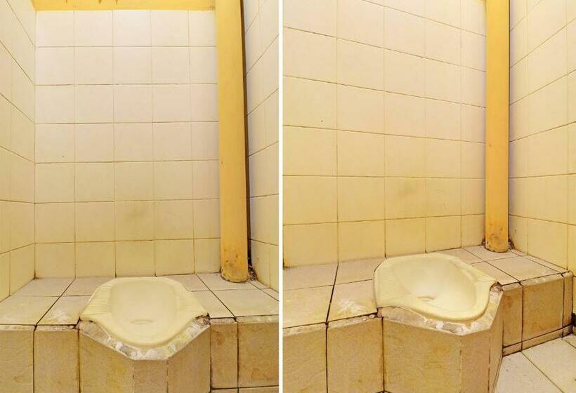 חדר סטנדרט עם מיטת קינג, Oyo 91235 Pondok Damu