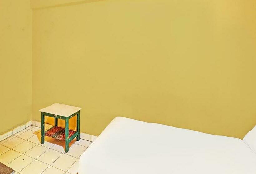 חדר סטנדרט עם מיטת קינג, Oyo 91235 Pondok Damu