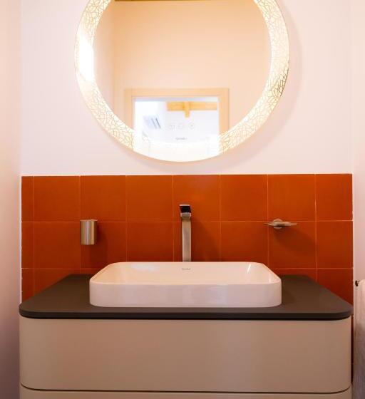 غرفة قياسية ثلاثية, Locanda Alberti