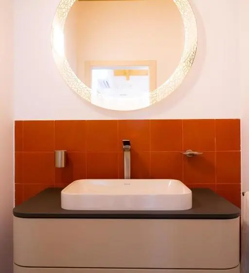 Standard Kolmen Hengen Huone, Locanda Alberti