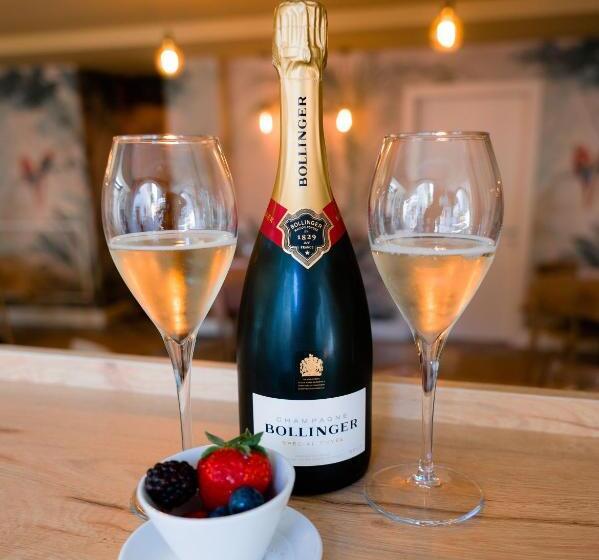 غرفة قياسية ثلاثية, Locanda Alberti