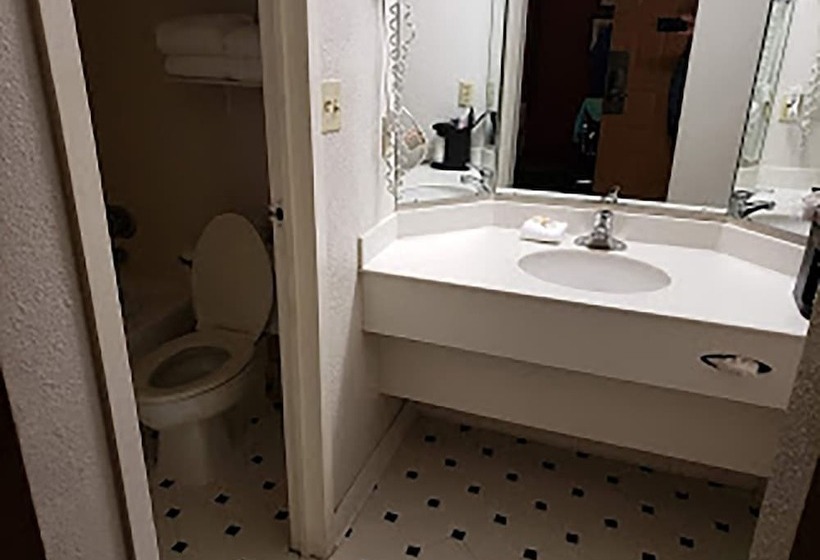 غرفة ديلوكس, Norwood Inn & Suites Merrillville