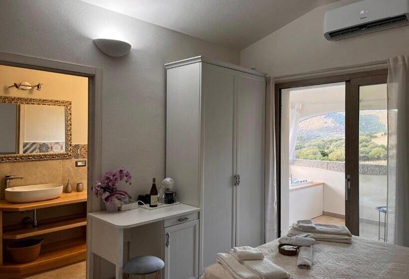 اتاق استاندارد با تخت بزرگ, Lamefata