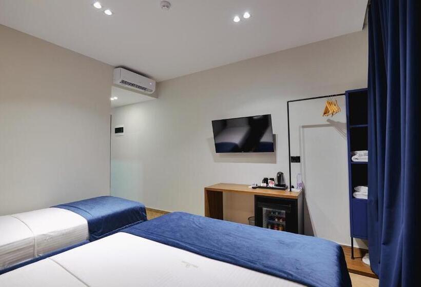 Трехместный Номер Стандарт с Балконом, Duka S