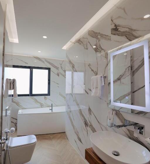 Номер Стандарт с Гидромассажем, Duka S