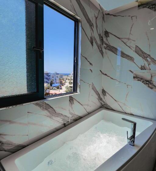 Номер Стандарт с Гидромассажем, Duka S