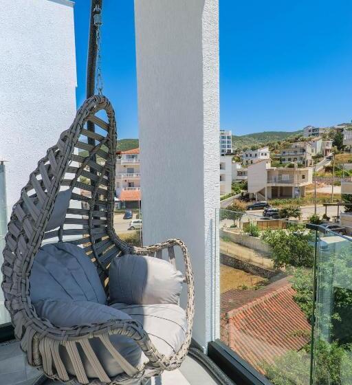 Номер Стандарт с Гидромассажем, Duka S