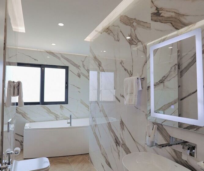 Номер Стандарт с Гидромассажем, Duka S