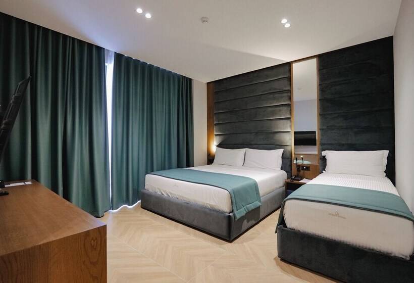 Номер Стандарт Трехместный, Duka S