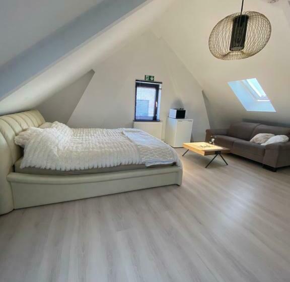 スタンダードルーム, Guesthouse Luis Met Gedeelde Badkamer En Keuken