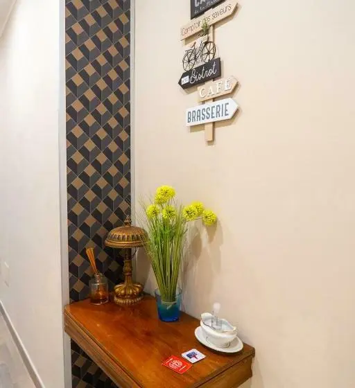 اتاق لوکس با بالکن, Covo Di Levante