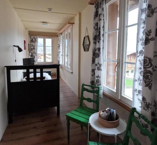 חדר סטנדרט יחיד, Alpenrose Hotel And Gardens