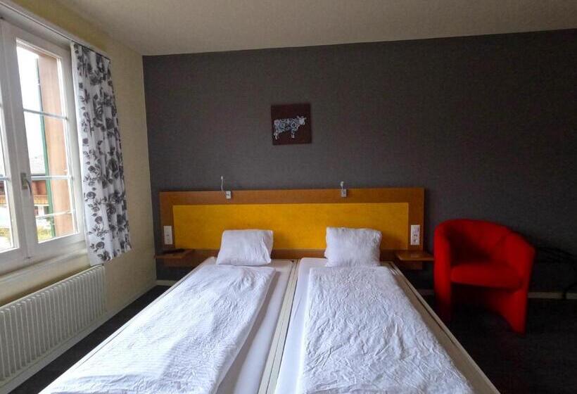 Номер Стандарт Трехместный, Alpenrose Hotel And Gardens