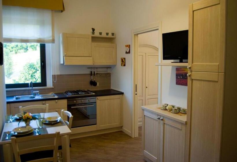 شقة غرفة واحدة, Agriturismo Il Falco