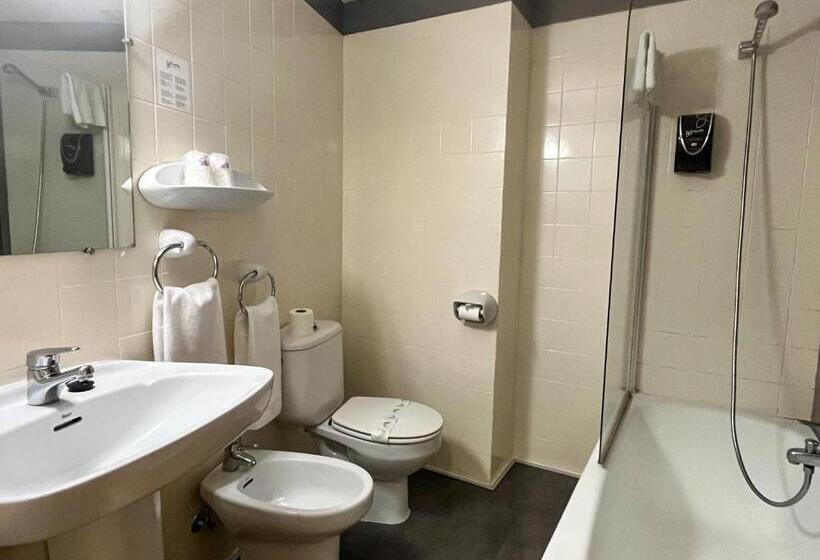 اتاق استاندارد, Venta Magullo