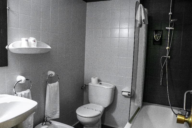 اتاق استاندارد یک نفره, Venta Magullo