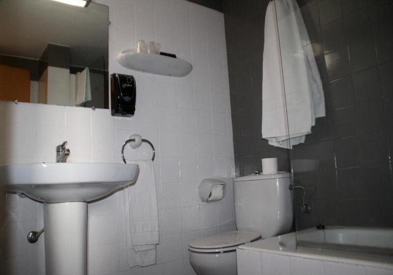 اتاق استاندارد یک نفره, Venta Magullo