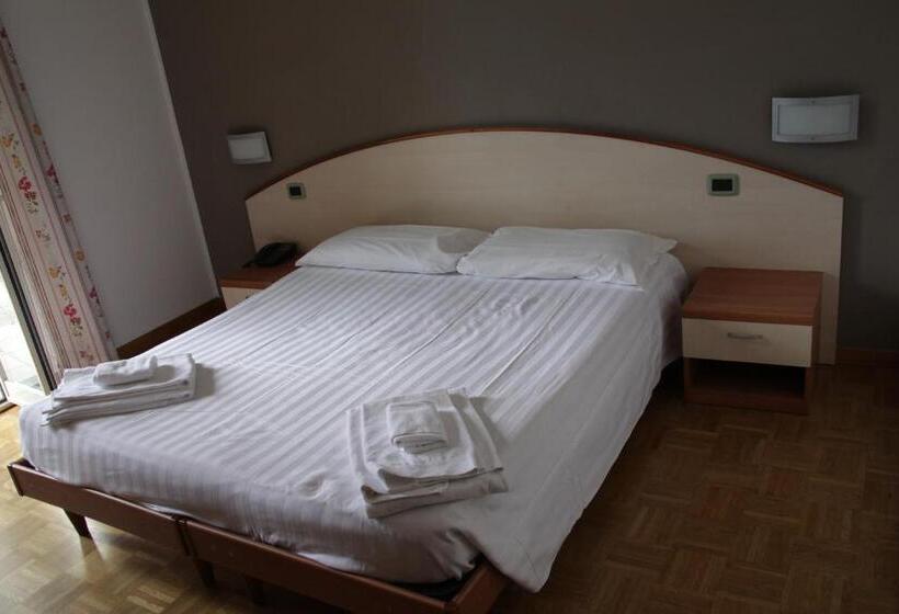 Номер Стандарт, Albergo Da Benedetta