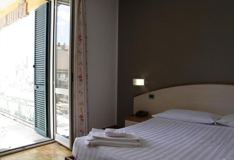 Четырехместный Номер Стандарт, Albergo Da Benedetta