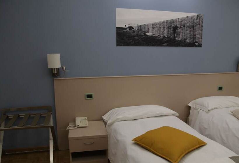 חדר סטנדרט לשלושה, Albergo Da Benedetta