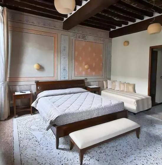 ジュニアスイート, Albergo Giulia Gonzaga