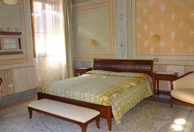 סוויטת ג'וניור, Albergo Giulia Gonzaga