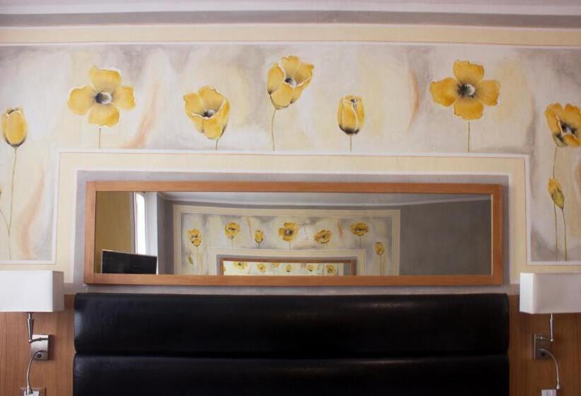 חדר משפתחתי סופריור, Albergo Giulia Gonzaga