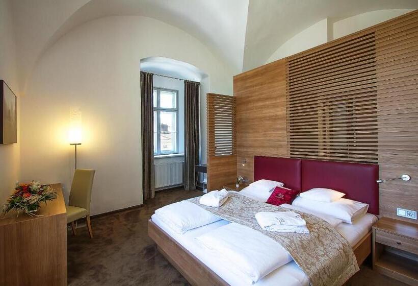 Номер Стандарт, Altes Kloster