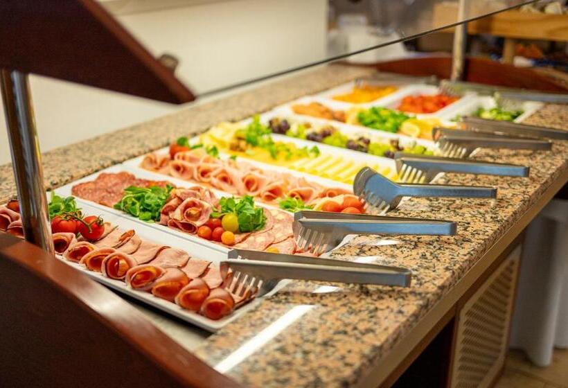 Номер Стандарт, Altes Kloster